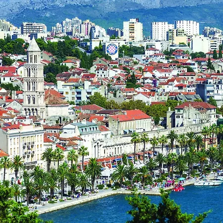 3 Bedroom Beautiful In * Split